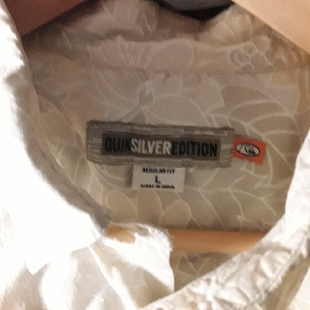 Quicksilver Aloha button down